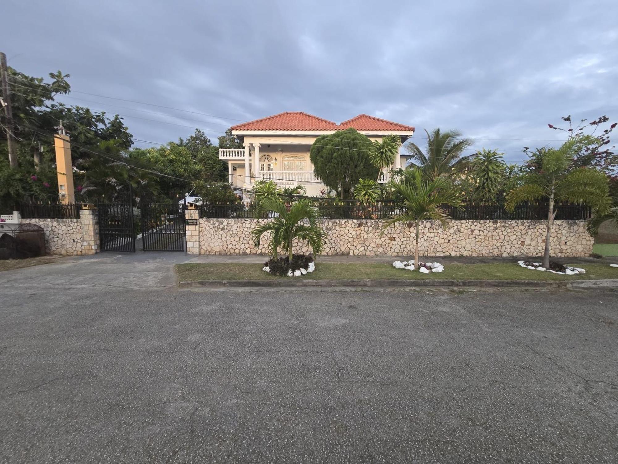Paradise Palms Jamaica Vacation Rental Montego Bay Eksteriør billede