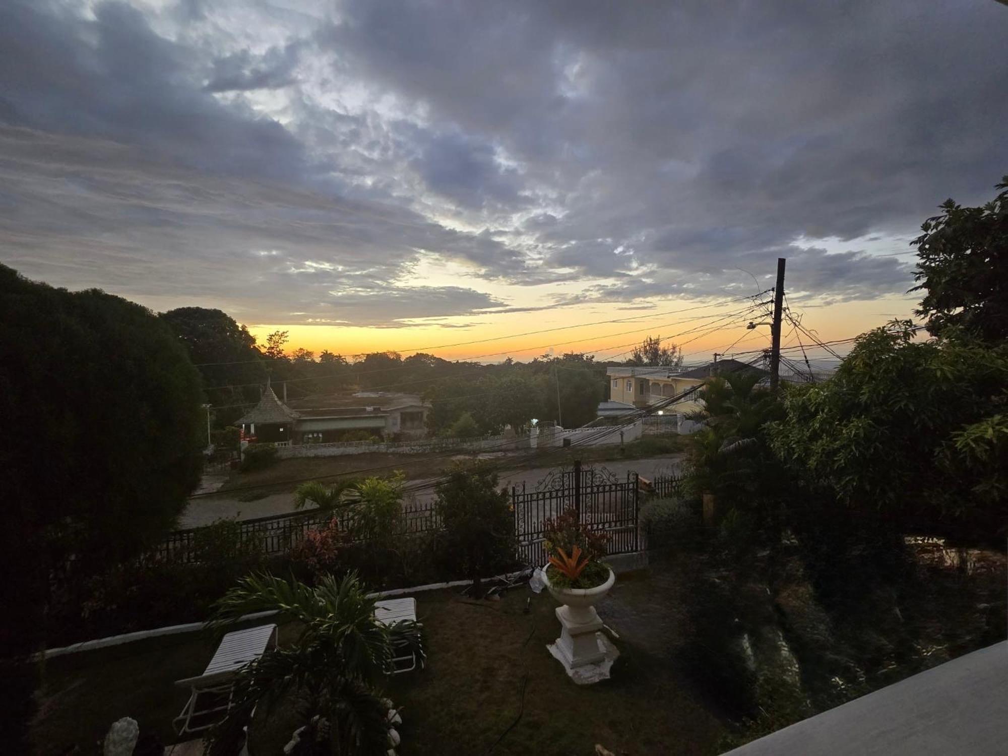 Paradise Palms Jamaica Vacation Rental Montego Bay Eksteriør billede