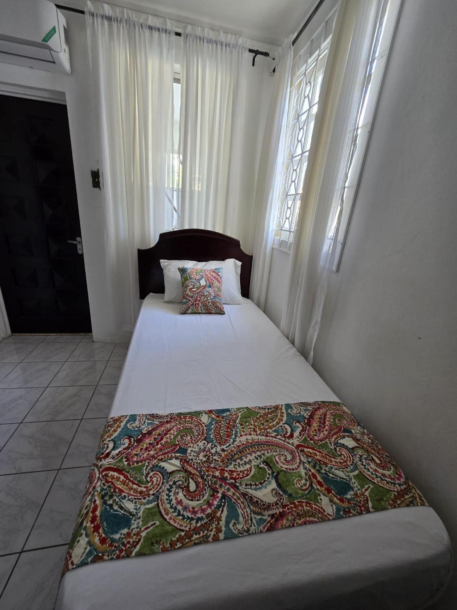 Paradise Palms Jamaica Vacation Rental Montego Bay Eksteriør billede