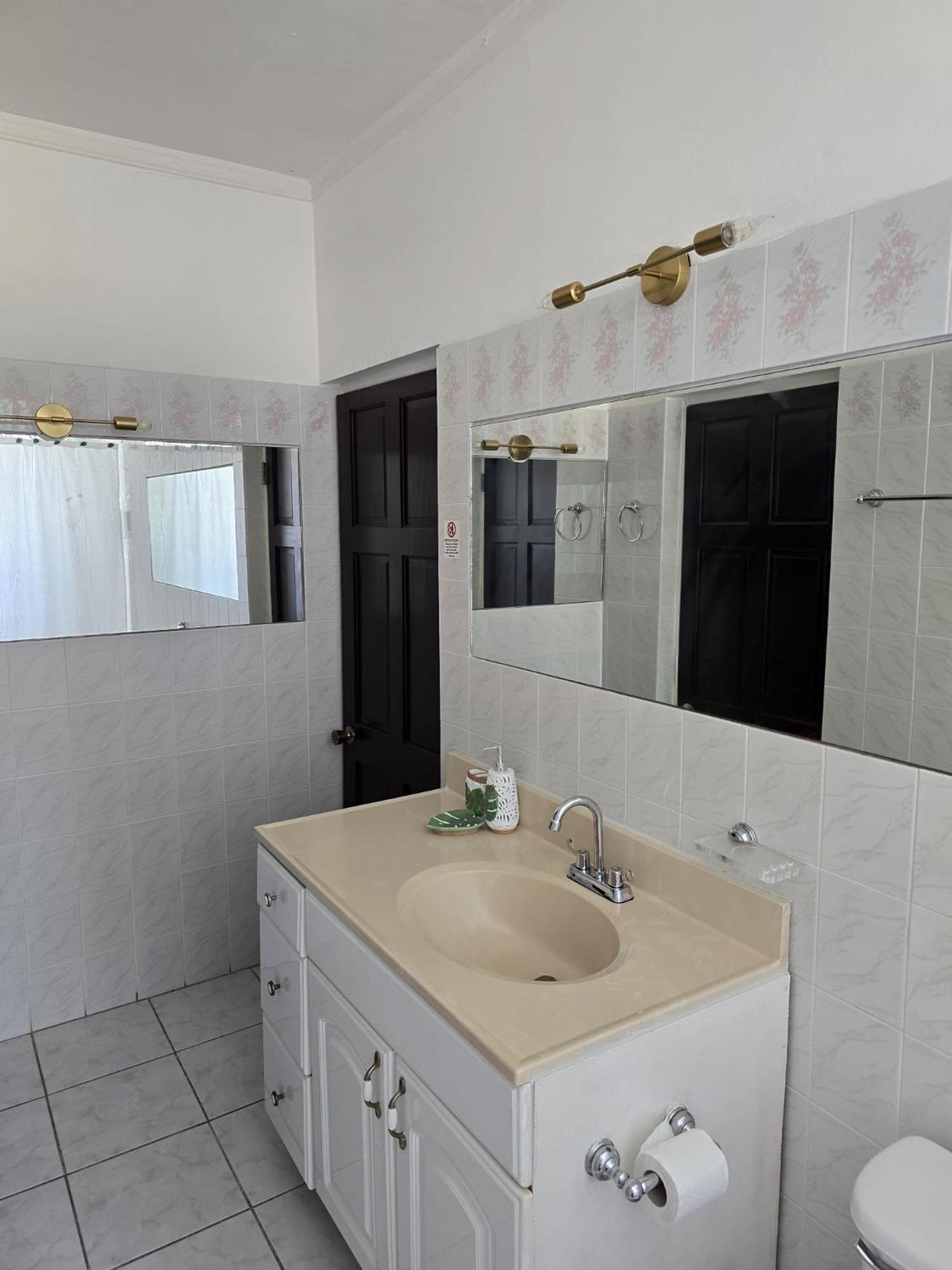 Paradise Palms Jamaica Vacation Rental Montego Bay Eksteriør billede