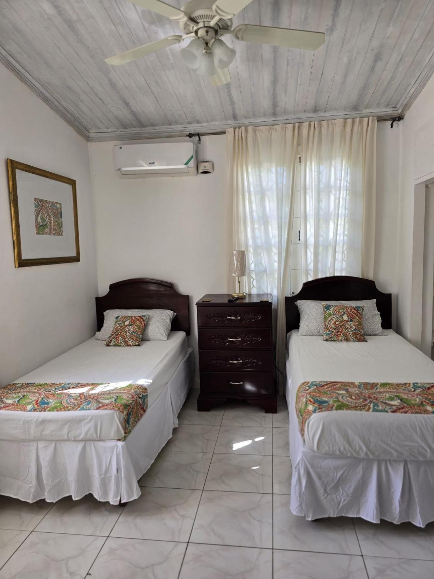 Paradise Palms Jamaica Vacation Rental Montego Bay Eksteriør billede